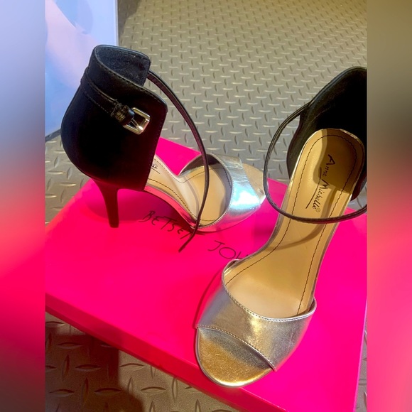 Black & silver strap heels spring formal classic open toe - Picture 1 of 3